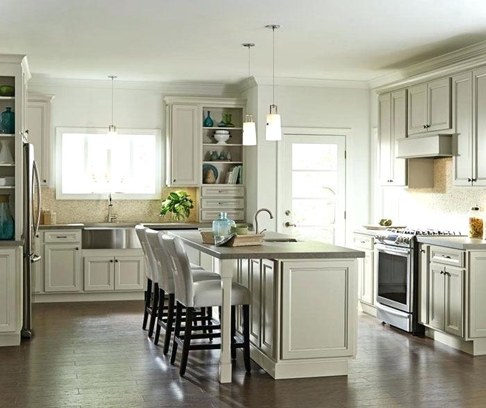 homecrest cabinets review creamy glazed cabinets in a casual kitchen by cabinetry homecrest cabinet reviews 2015 homecrest cabinets review creamy glazed cabinets in a casual kitchen by cabinetry homecrest cabinet reviews 2015